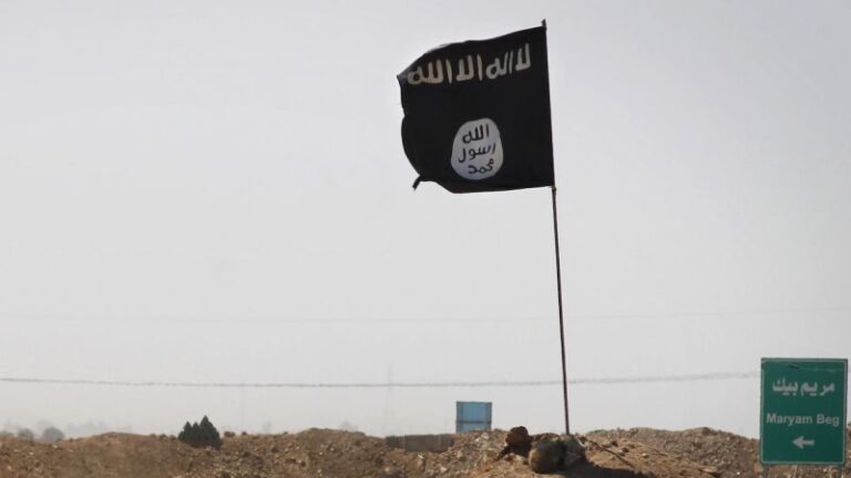 221130123309 01 Islamic State Flag 091114 File.jpg