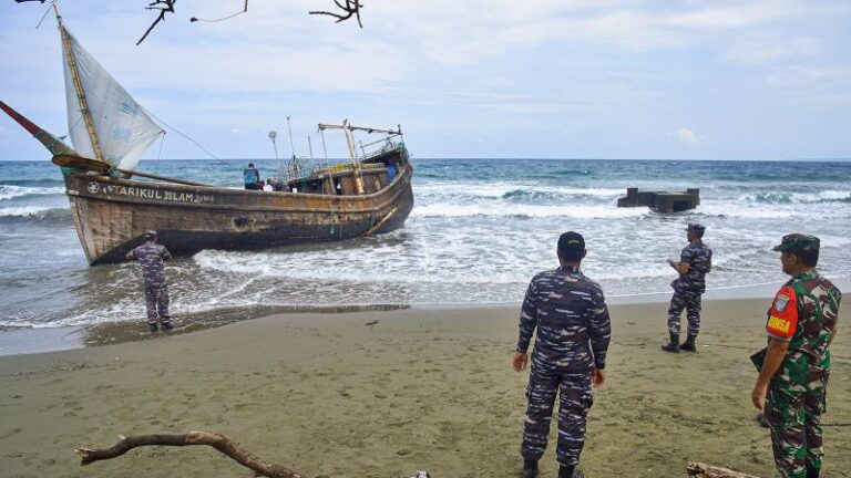 221226135644 Indonesia Rohingya Rescue 122522.jpg