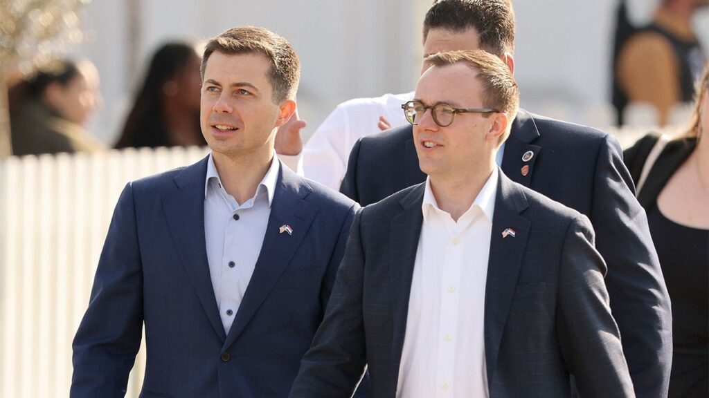 Pete Buttigieg Husband Chasten Buttigieg.jpg