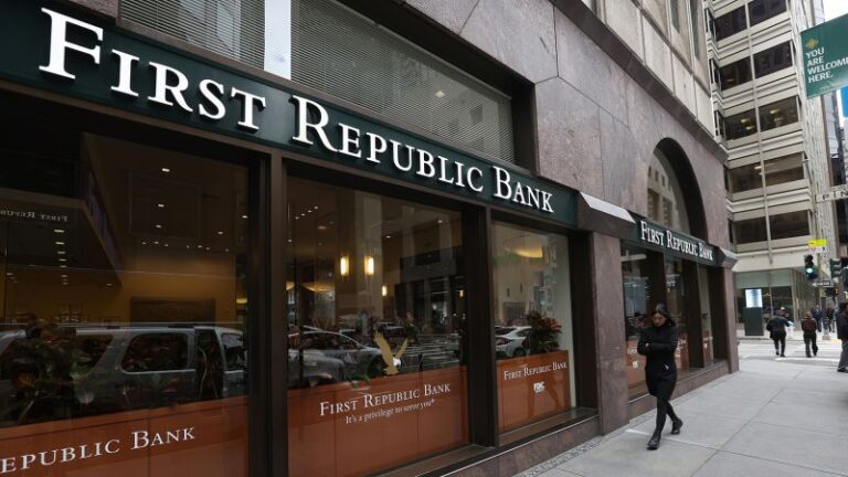 230315121814 01 First Republic Bank 0313.jpg