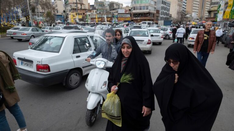 230408095946 Iran Cameras Unveiled Women Restricted.jpg