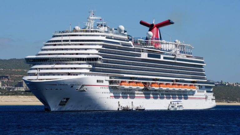 Carnivalship1.jpg