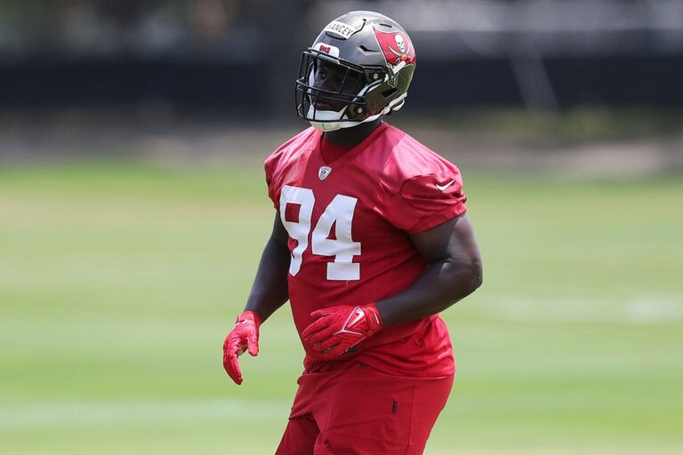 Kancey Calijah Bucs Rookie Camp Jog.jpg