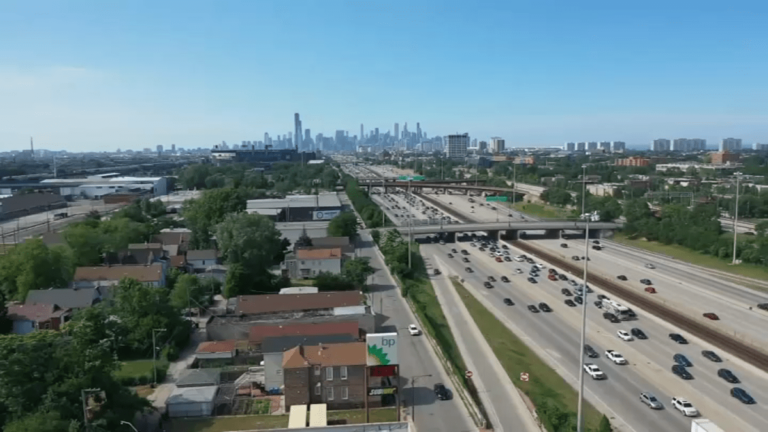 Kennedy Expressway Pic.png