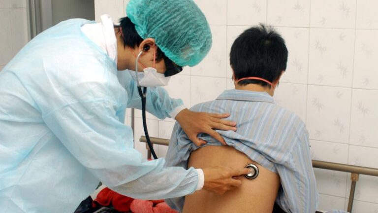 230607214705 Vietnam African Swine Flu Vaccine Intl Hnk.jpg