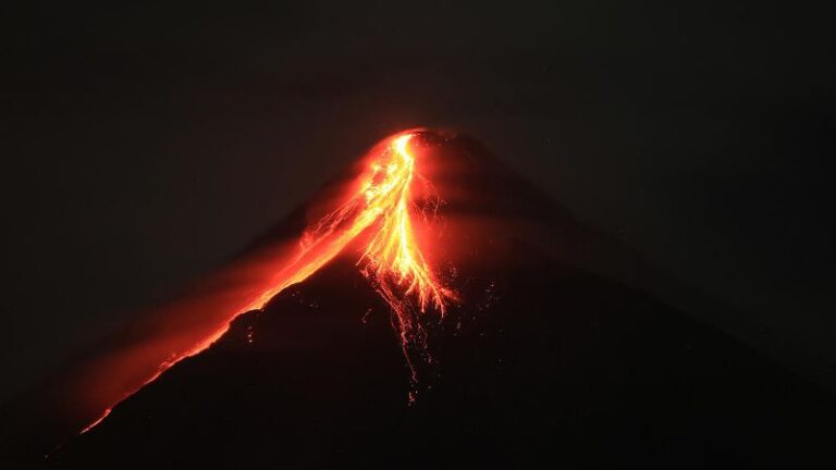 230612085825 Philippines Volcano 0611.jpg