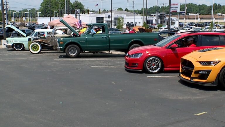 Cheddar-Auto-car-show-in-Boardman-Ohio.jpg