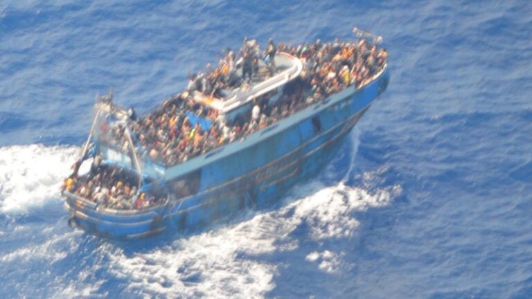 230713025335 01 Pakistan Migrant Crisis Boat Libya Greece.jpg