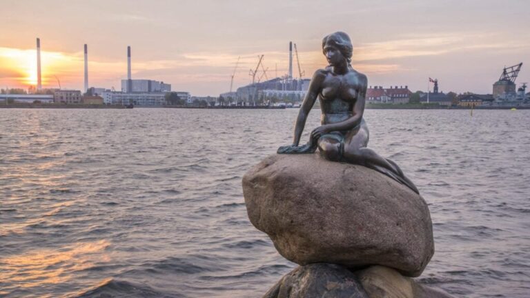 Monument Of The Little Mermaid In Copenhagen Denmark Scaled E1689038820717 1024x576.jpg