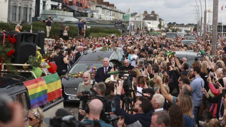 230808123442 06 Sinead Oconnor Funeral 080823.jpg