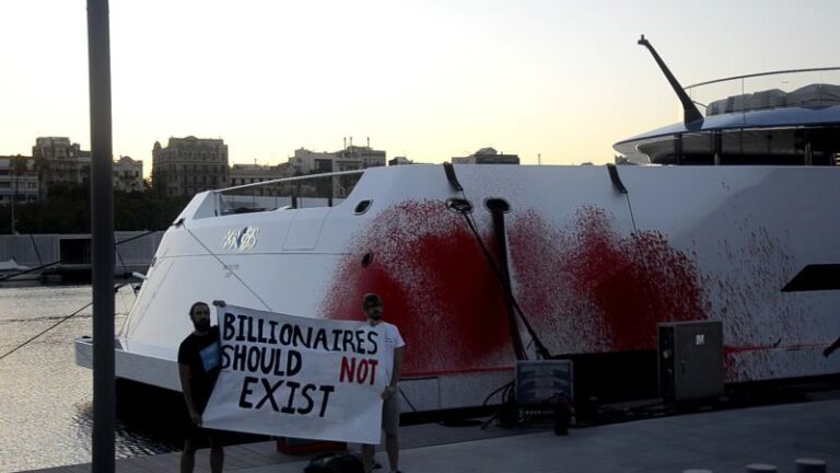 230908121316 02 Yacht Vandalize Activists Spain Climate.jpg
