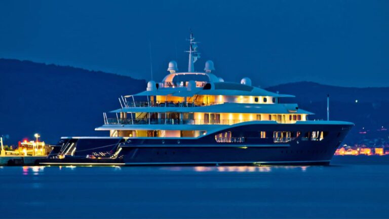 Luxury Yacht Scaled E1696608041948.jpg