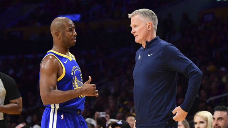 Chris Paul Steve Kerr Gettyimages 1723109067.jpg