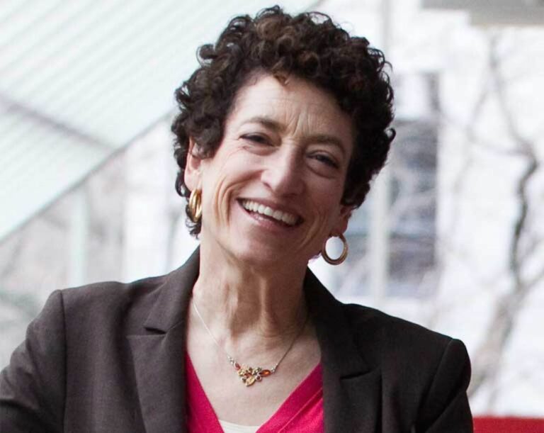 Naomi Oreskes Photo By Harvard University Photographer Claudio Cambon.jpg