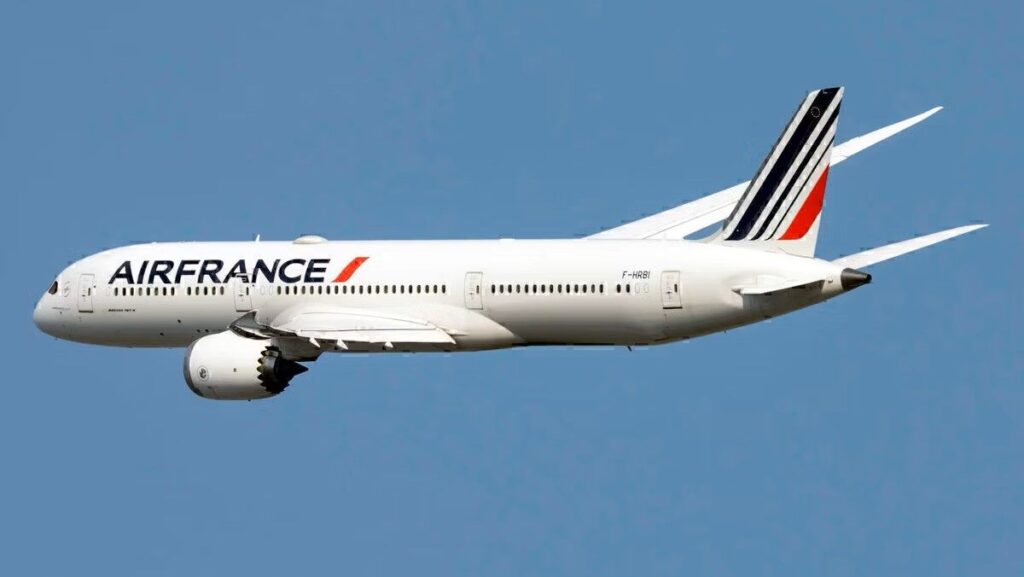 Air France Boeing 787 9 Dreamliner F Hrbi.jpg