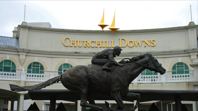 Churchill Downs.jpg