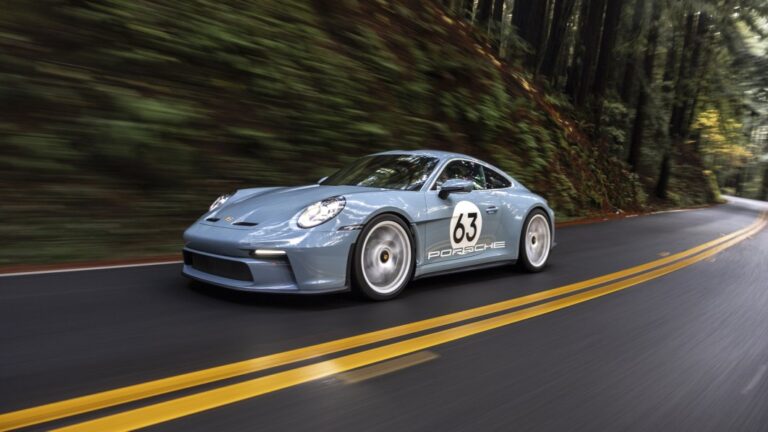 Porsche 911 St In Shore Blue Action Front Profile.jpg