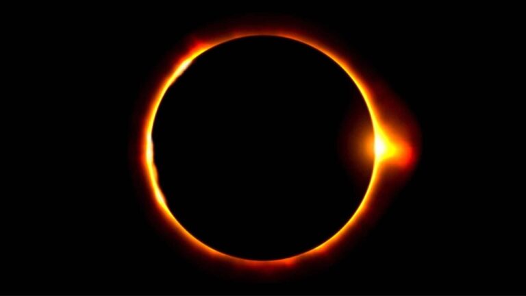 Solar Eclipse Scaled E1701106927979.jpg