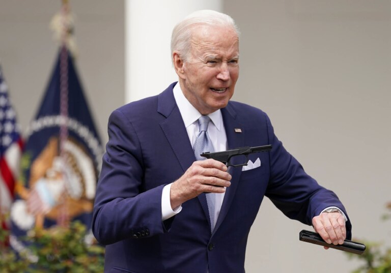 2022 04 11t192525z 1212837516 Rc25lt96eea8 Rtrmadp 3 Usa Biden Guncontrol.jpg