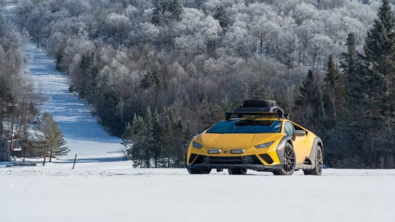 2024 Lamborghini Huracan Sterrato Front With Ski Slope.jpg