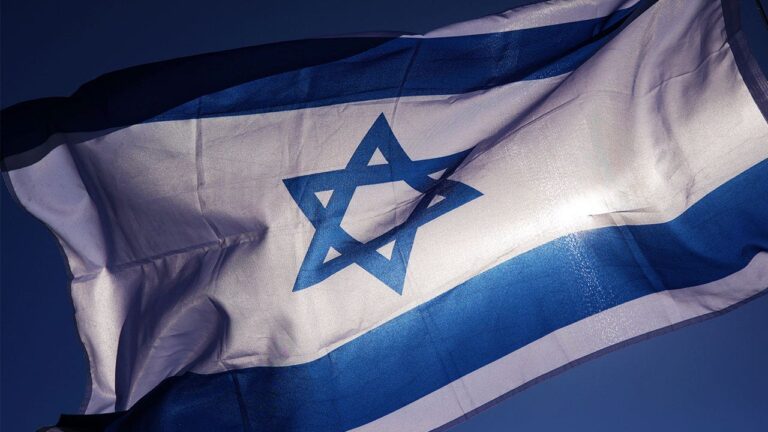 21791168 Israel Flag.jpg