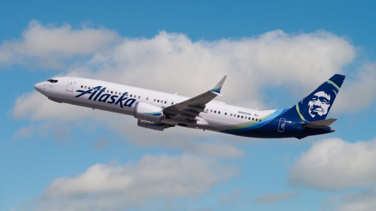 Alaska Airlines 1.jpg