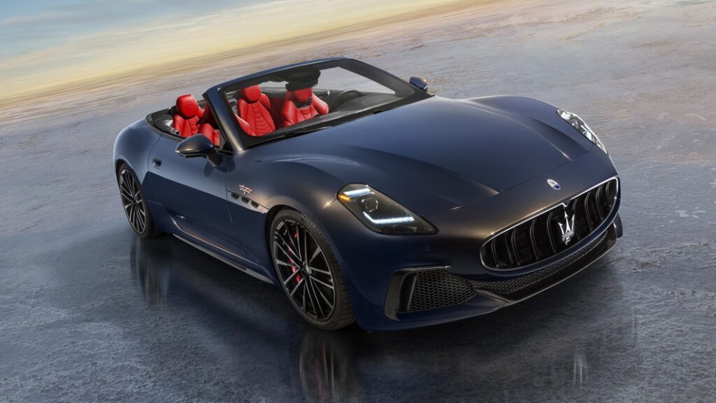 00 Maserati Grancabrio Trofeo Copy.jpg