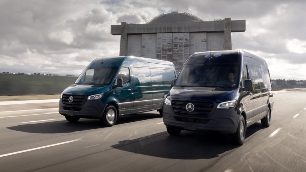 Mercedes Benz Esprinter Action Group With Blimp Hangar.jpg