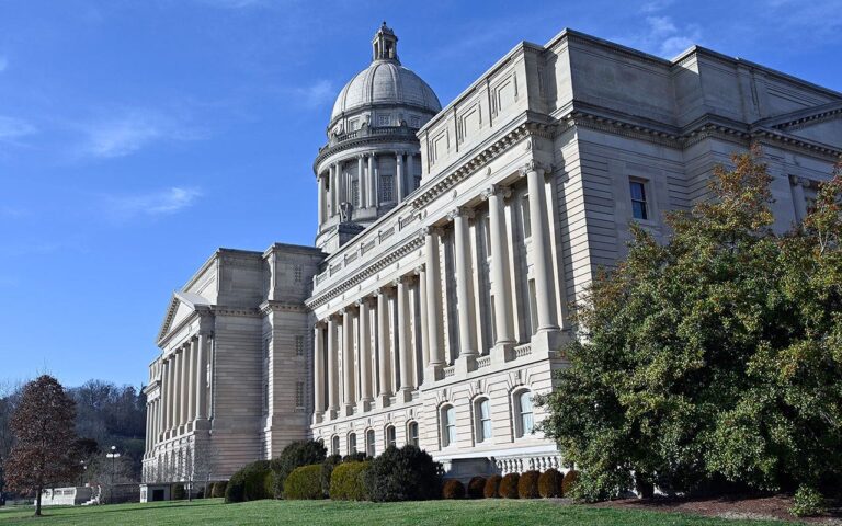 Kentucky Capitol.jpg