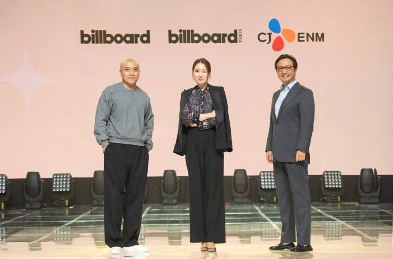 Billboard Korea Cj Enm Billboard 1548.jpg