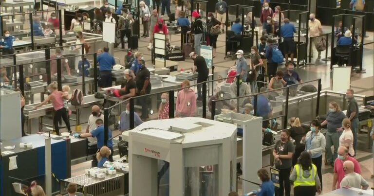Denver International Airport Security Tsa Dia.jpg