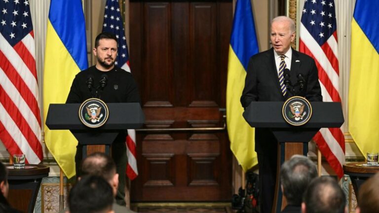 231212170814 03 Biden Zelensky White House 1212.jpg