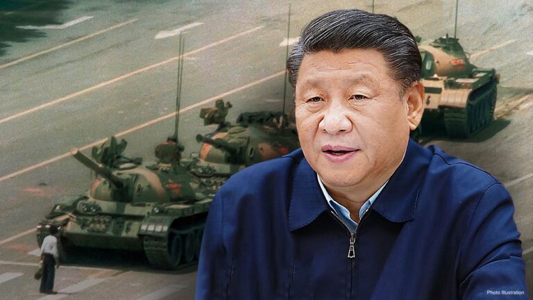 Xi Tiananmen Square.jpg