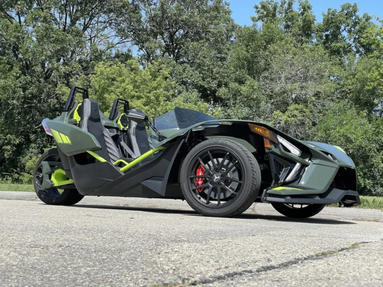 2024 Polaris Slingshot R 100940232 H.webp.webp