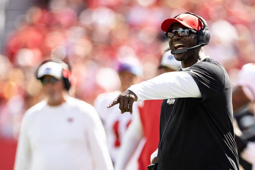 Bowles Todd Bucs Falcons Yell.jpg