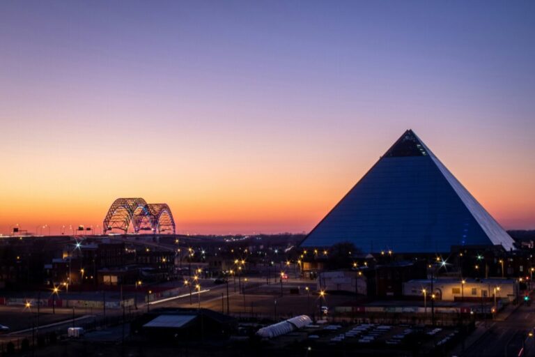 Memphis Pyramid Bridge.jpg