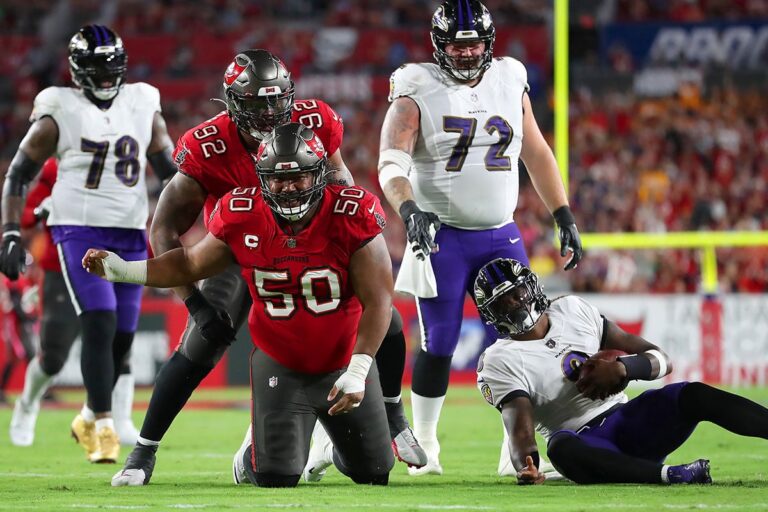 Vea Vita Will Gholston Lamar Jackson Bucs Ravens Sack.jpg