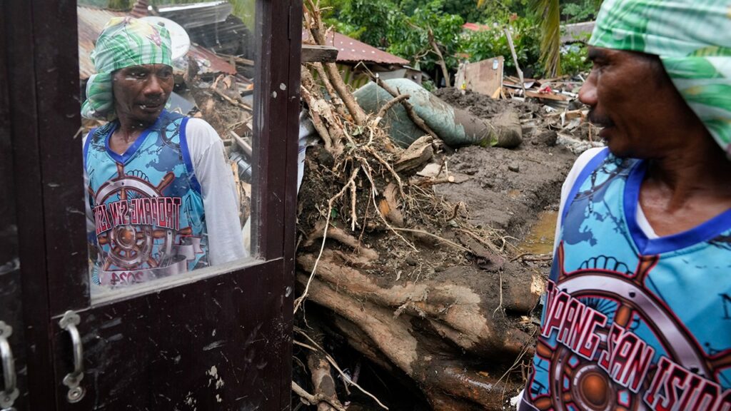 Aptopix Philippines Asia Storm.jpg