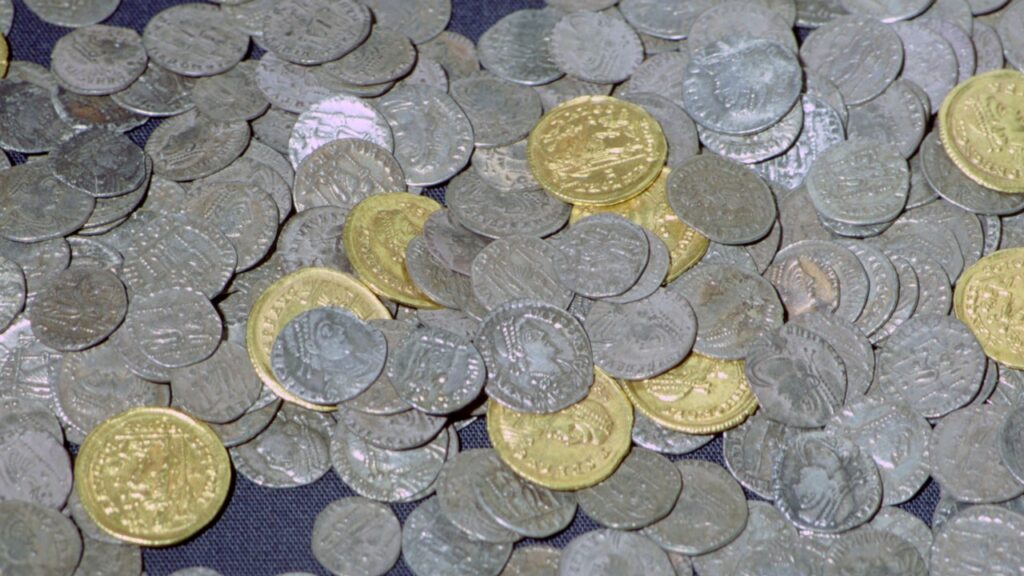 Hoxne Hoard Coins.jpg