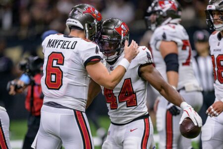 Tucker Sean Baker Mayfield Bucs Saints Td Celebrate.jpg