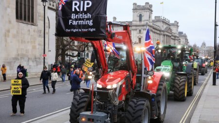 London Tractor Protest 1.jpg