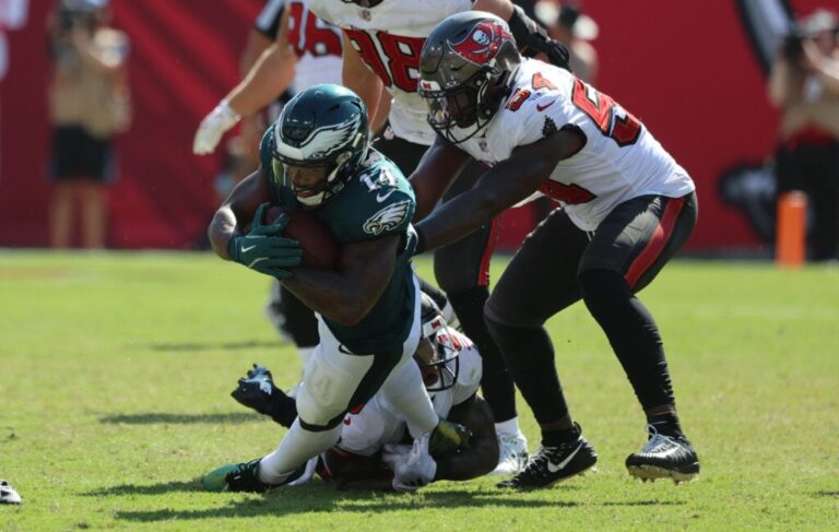 Lvd 2 Vs. Eagles 1024x649.jpg