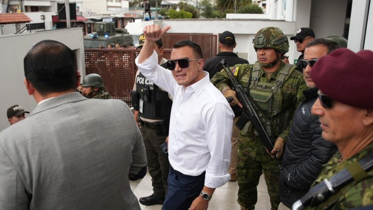 7e5b8fee Ecuador Election Noboa.jpg