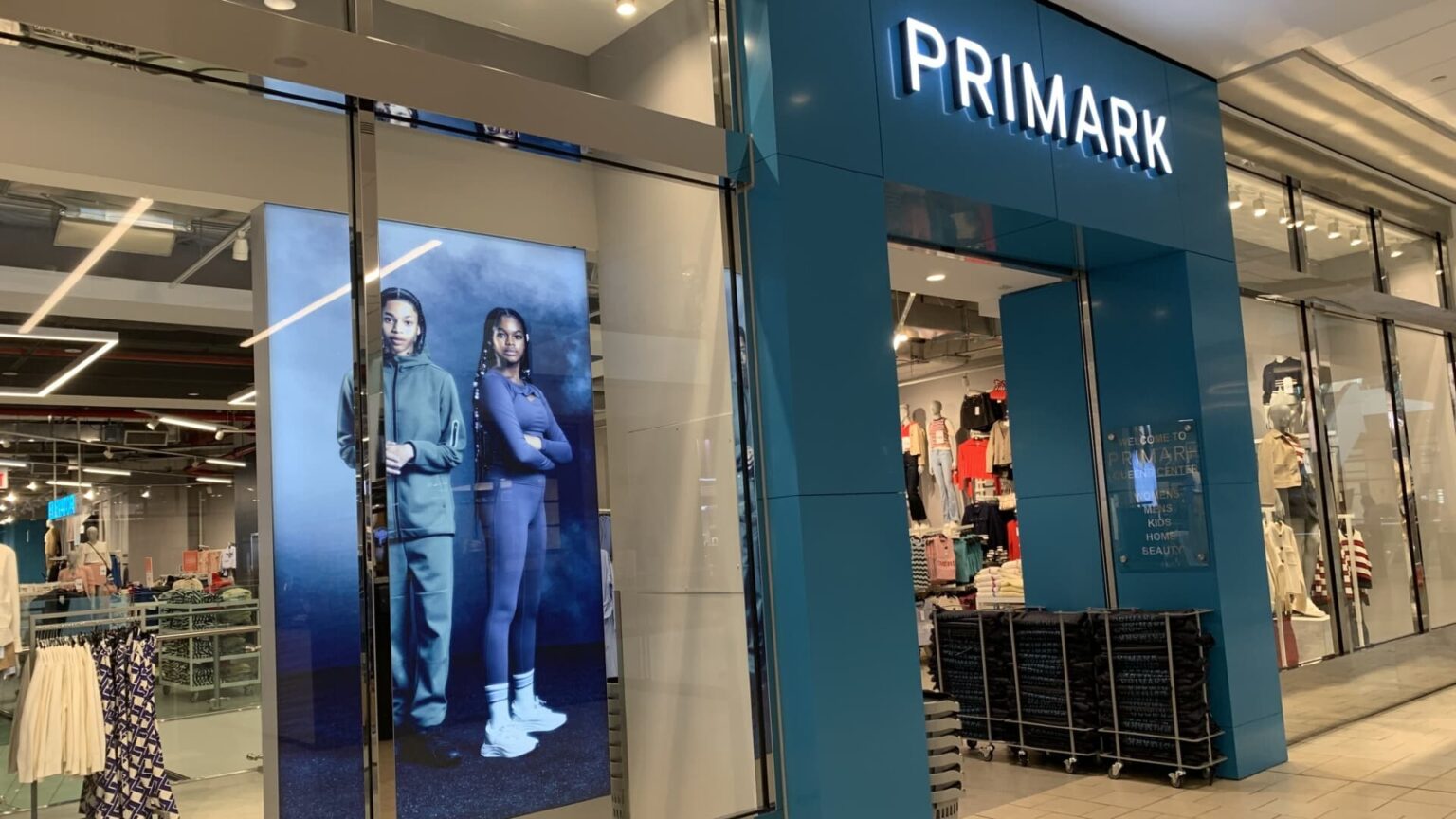 108107903 1740594304340 primark 4.jpg