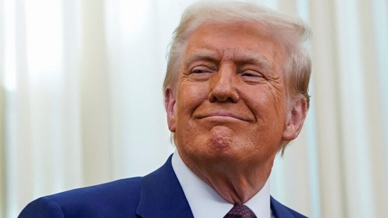 108102419 17394793132025 02 13t203724z 615275444 rc2vtcaukkgq rtrmadp 0 usa trump kennedy.jpeg