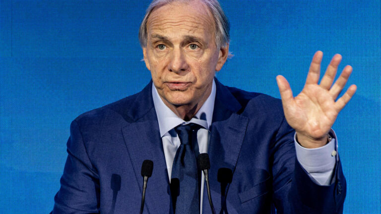 108113833 1741684195310 gettyimages 2188592510 uae adfw.jpeg