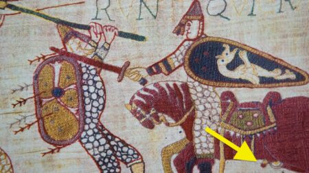 Beyeaux tapestry.jpg