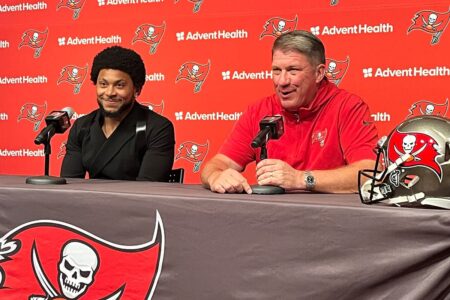 Licht jason antoine winfield bucs presser.jpg